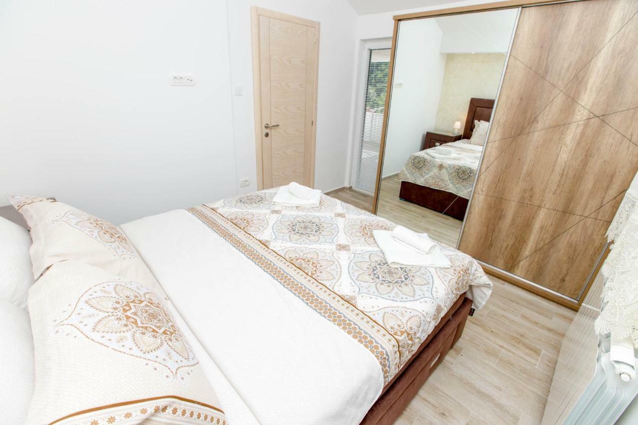 Apartment Kalle โกตอร์ ภายนอก รูปภาพ