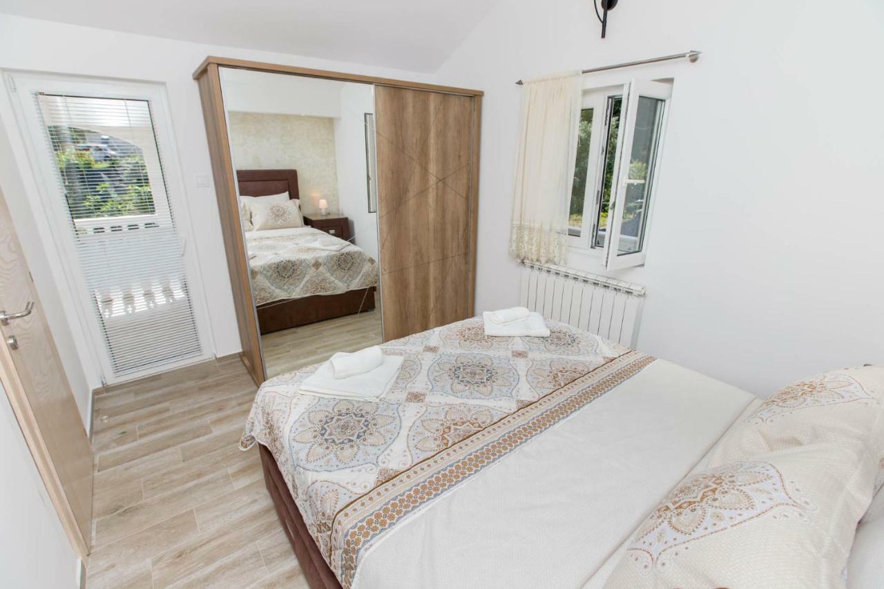 Apartment Kalle โกตอร์ ภายนอก รูปภาพ